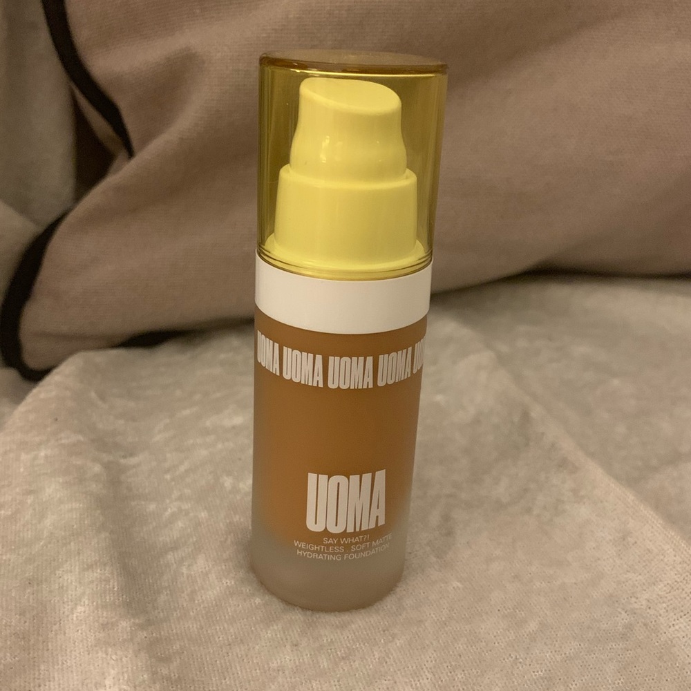 UOMA Liquid Foundation